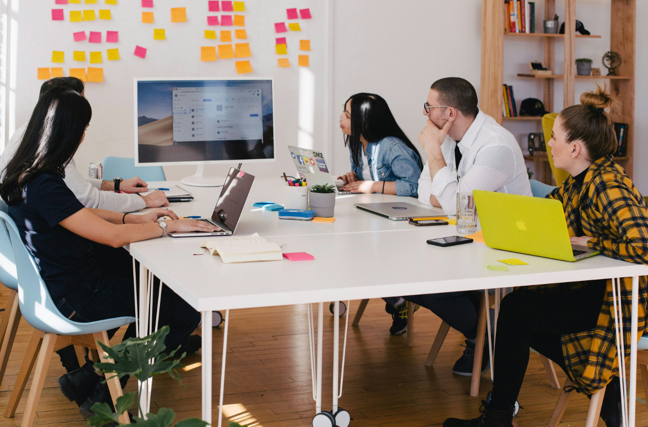 Sales development specialist qualifying prospective enterprise buyers and building outbound pipeline
